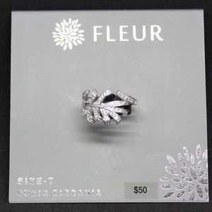 Rhodium Leaf Ring NWT